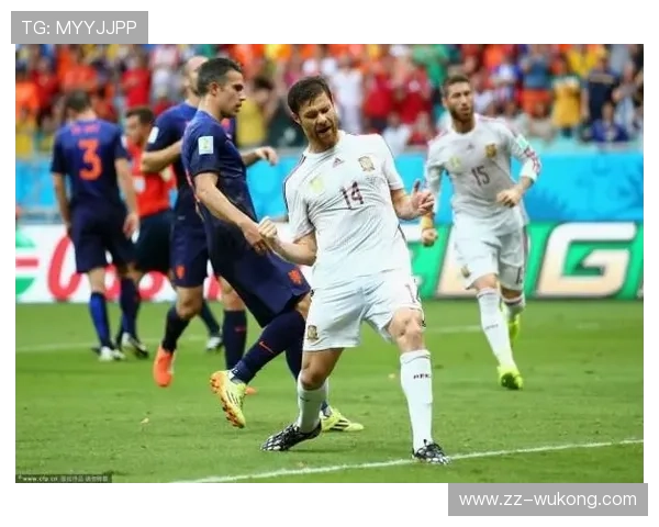 克罗斯与皮尔洛：体系核心从后置组织转向节拍控制