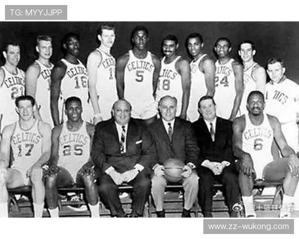 张伯伦背身单打主导内线50分赛季胜拉塞尔防守